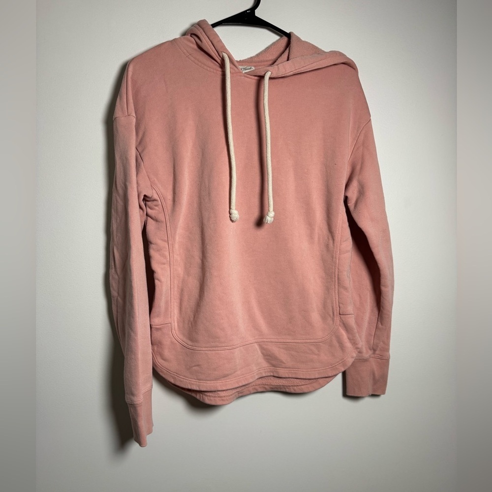 Universal Thread Blush Hoodie Sweater